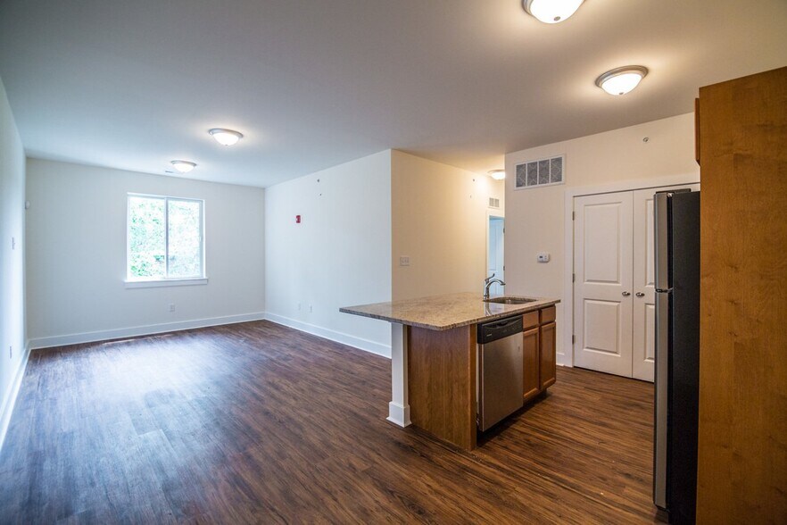 More Photos Of 411 N 34th St, Philadelphia Apartments For Sale