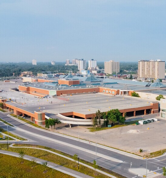 More Photos Of 1661 Portage Av, Winnipeg Office For Lease