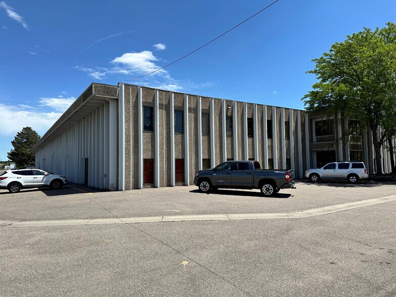 More Photos Of 1980 S Quebec St, Denver Warehouse For Lease