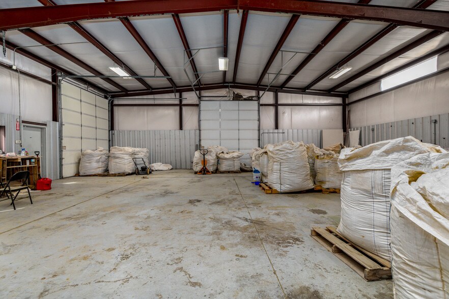 More Photos Of 43 N Silicon Dr, Pueblo Warehouse For Sale