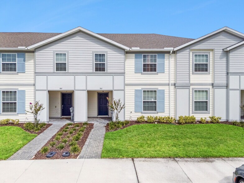 More Photos Of 921 Paradise Dr, Davenport Apartments For Sale