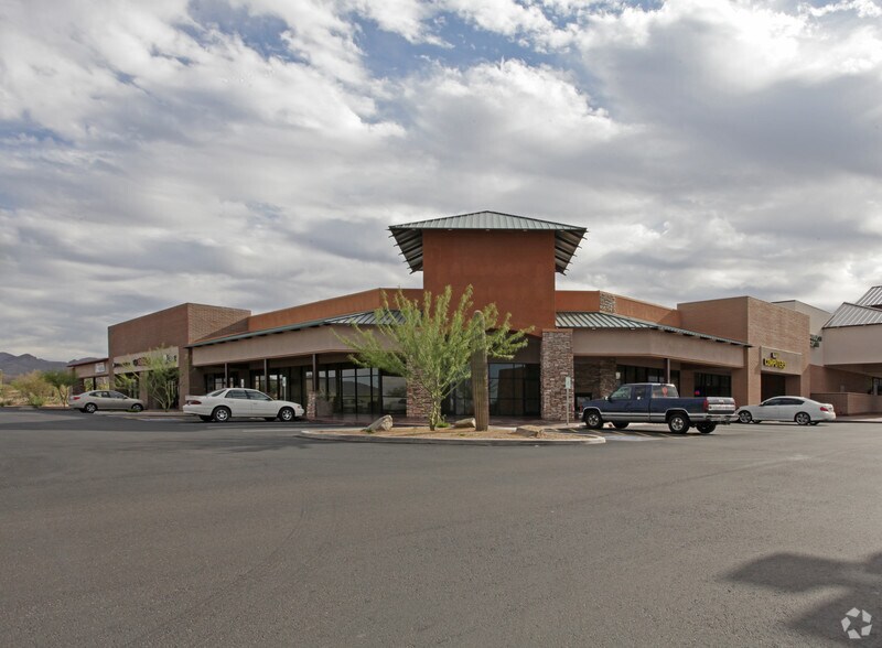 More Photos Of 12100 N Thornydale Rd, Marana Unknown For Lease