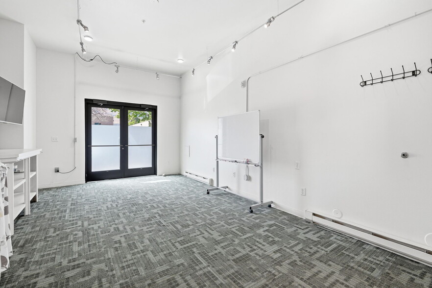 More Photos Of 4645 N Broadway St, Boulder Storefront Retail Residential For Sale