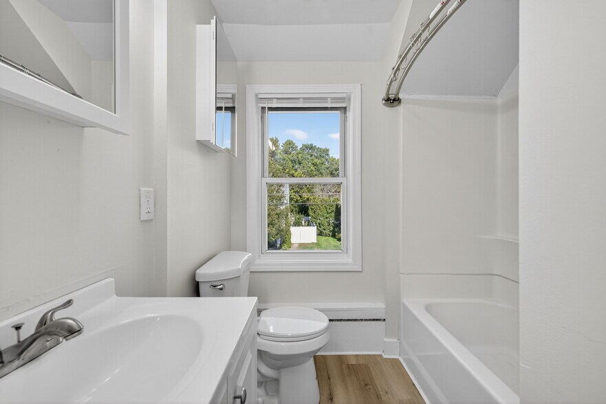 More Photos Of 18 Perry Ave, Nashua Apartments For Sale