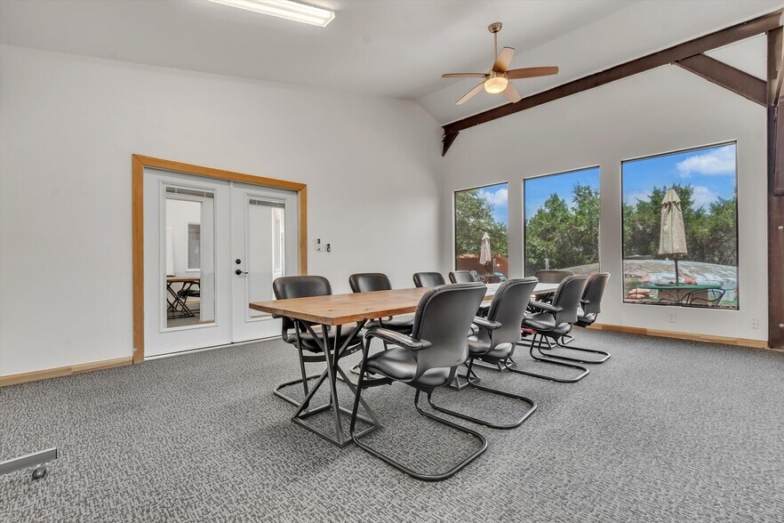 More Photos Of 4002 E Highway 290, Dripping Springs Freestanding For Sale