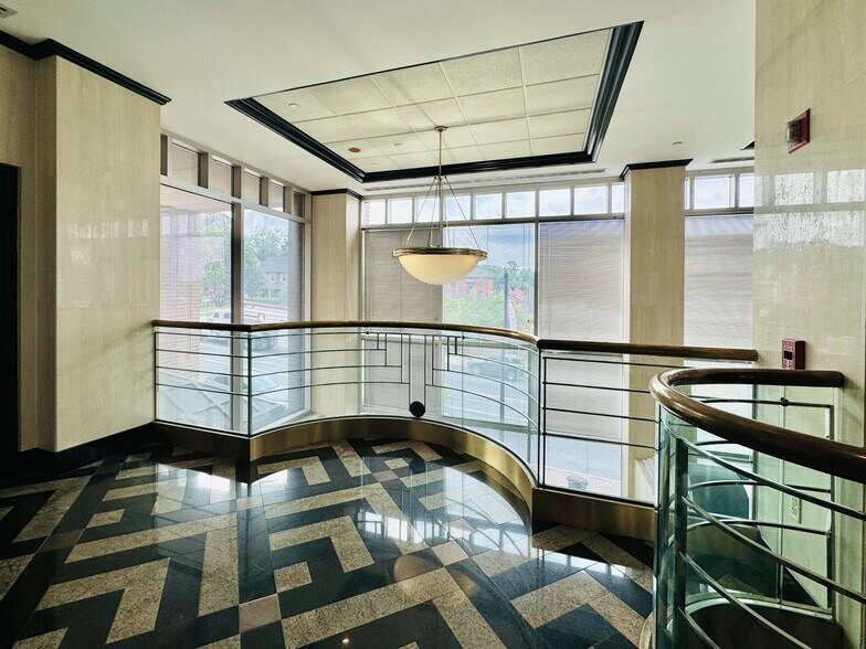 More Photos Of 124 E Main St, Ephrata Office For Sale