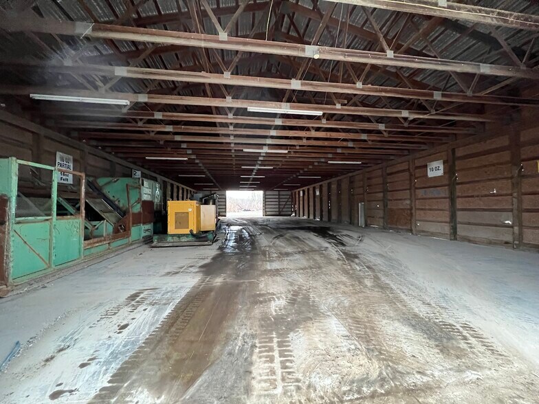 More Photos Of 1490 Truss Rd SW, New Philadelphia Warehouse For Sale