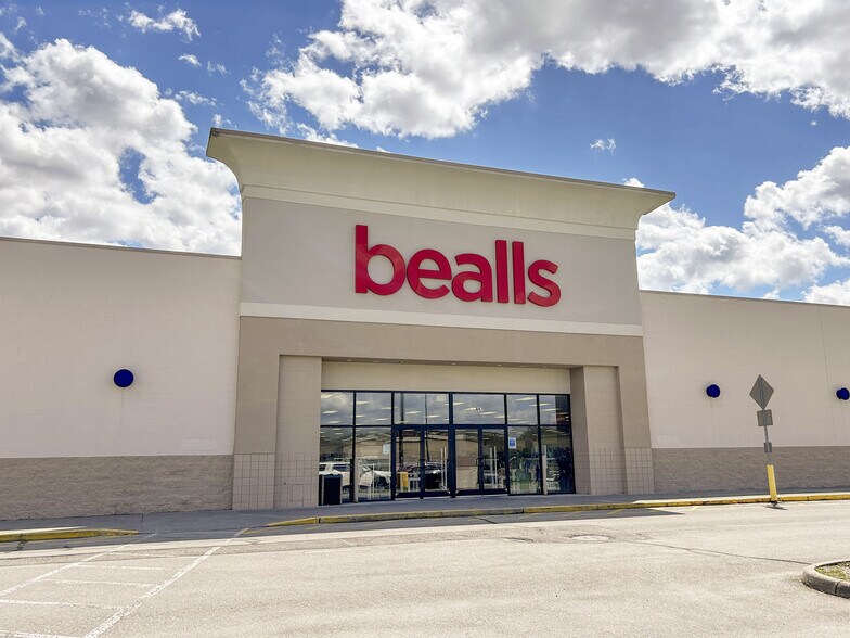 More Photos Of 780 Commonwealth Dr, Norton Unknown For Lease