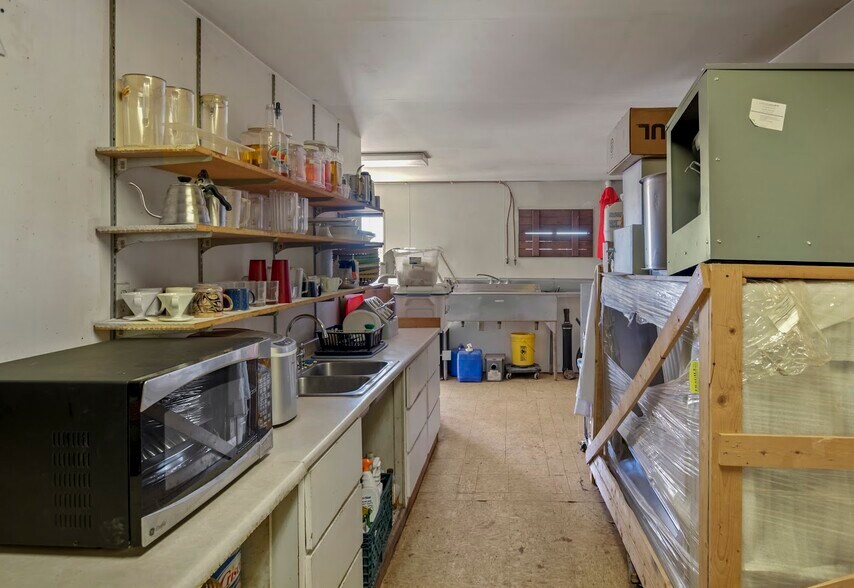 More Photos Of 31926 N US Highway 89, Flagstaff Convenience Store For Sale