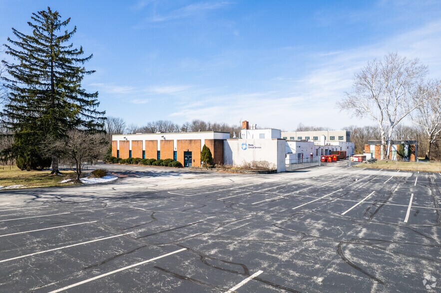 More Photos Of 300 Kimberton Rd, Phoenixville Research And Development For Sale