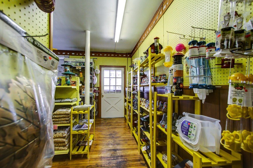 More Photos Of 20 N Main St, Richlandtown Flex For Sale