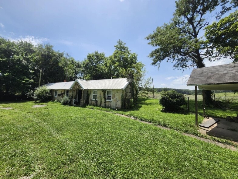 More Photos Of 1303 US-63, Cabool Apartments For Sale