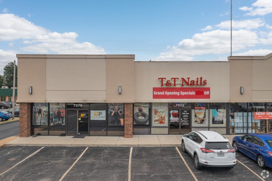 More Photos Of 7570-7580 Watson Rd, Saint Louis Unknown For Lease