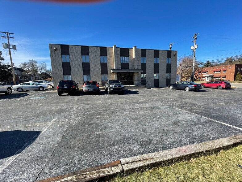 More Photos Of 1432 Lincoln Way, McKeesport Medical For Sale