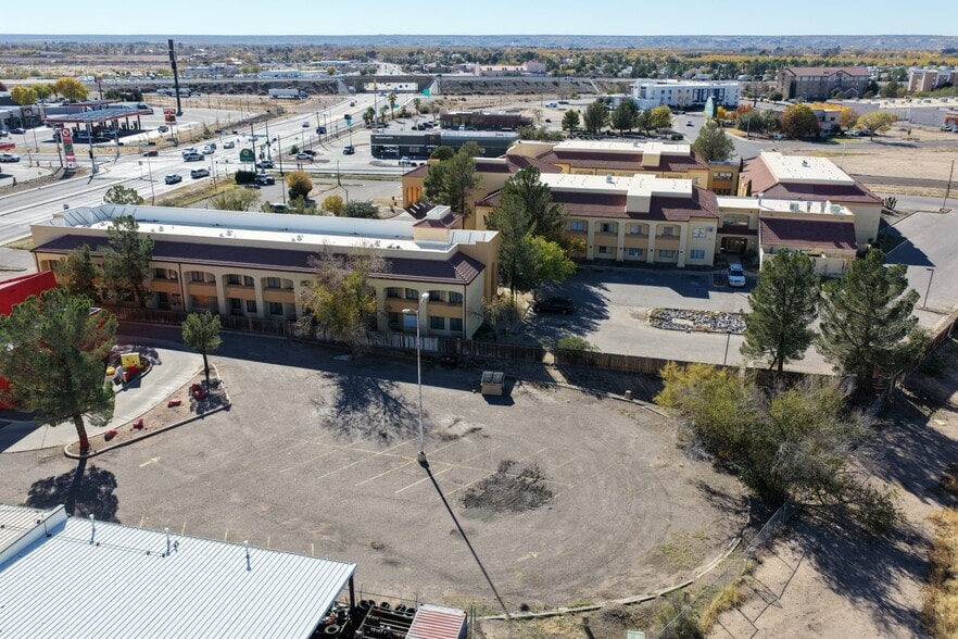 More Photos Of 790 Avenida de Mesilla, Las Cruces Hotel For Sale