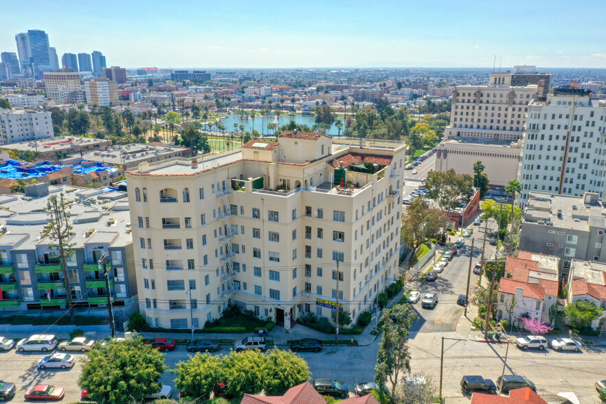 Primary Photo Of 2430 Ocean View Ave, Los Angeles Apartments For Sale