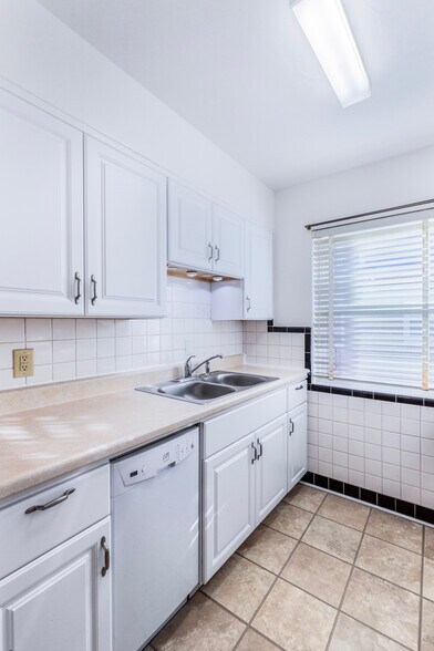 More Photos Of 5944 Loughborough Ave, Saint Louis Apartments For Sale