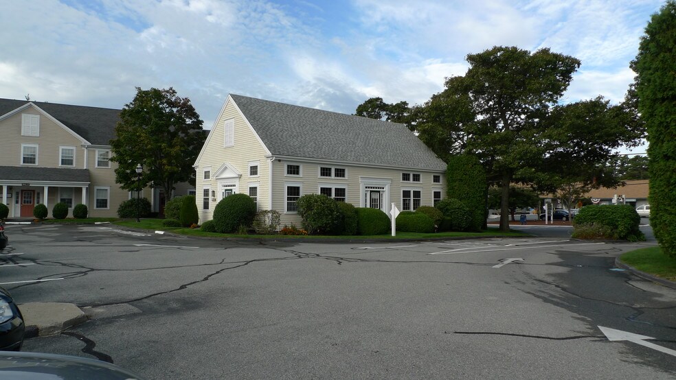 More Photos Of 923 Route 6A, Yarmouth Port Office For Lease