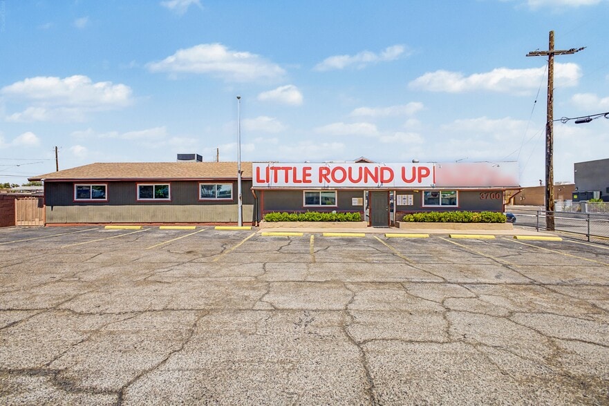 Primary Photo Of 3700 Vegas Dr, Las Vegas Daycare Center For Sale