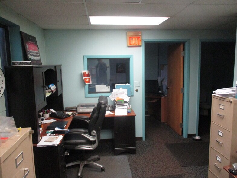 More Photos Of 3745 Dykstra Dr NW, Grand Rapids Manufacturing For Sale