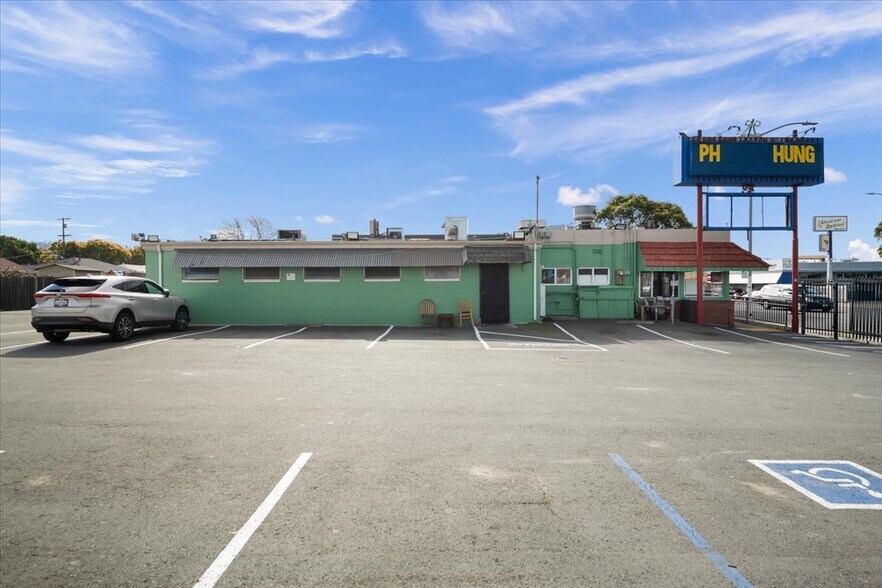 More Photos Of 12860 San Pablo Ave, Richmond Restaurant For Sale