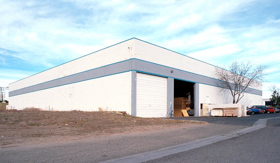 More Photos Of 1167 Lawrence Dr, Newbury Park Warehouse For Lease