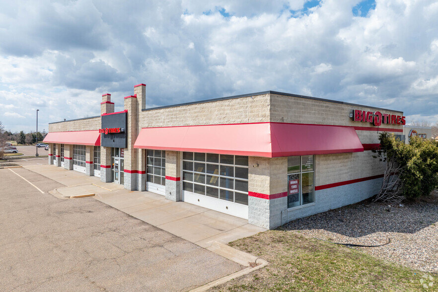 Primary Photo Of 1271 Tasha Blvd, Shakopee Auto Repair For Lease