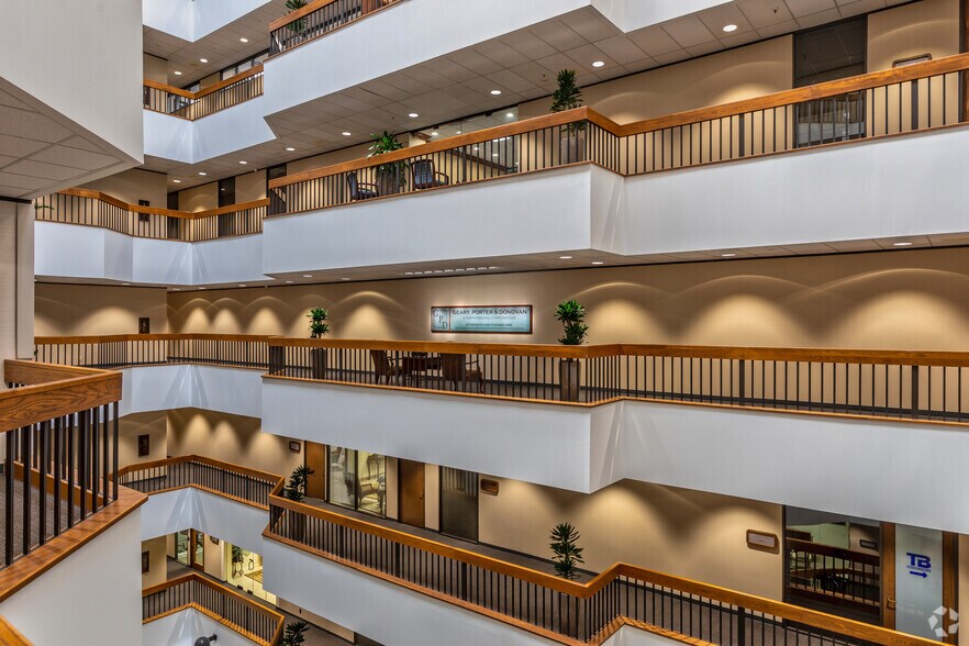 More Photos Of 16475 N Dallas Pky, Addison Office For Lease