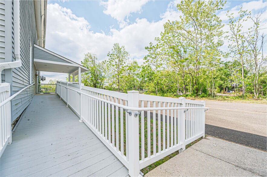 More Photos Of 82 Mill St, Mays Landing Restaurant For Sale