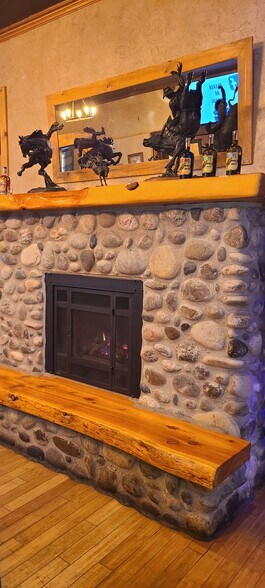 More Photos Of 158 Johnson St, Big Horn Restaurant For Lease