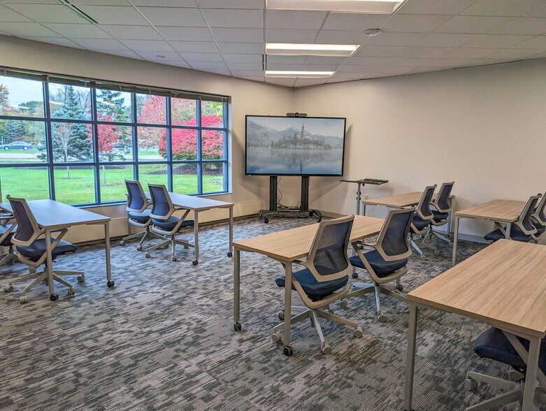 More Photos Of 61 John Muir Dr, Buffalo Unknown For Lease