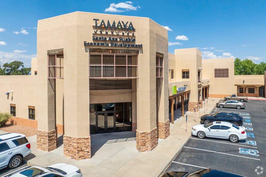 More Photos Of 51 Jemez Canyon Dam Rd, Bernalillo Office For Lease