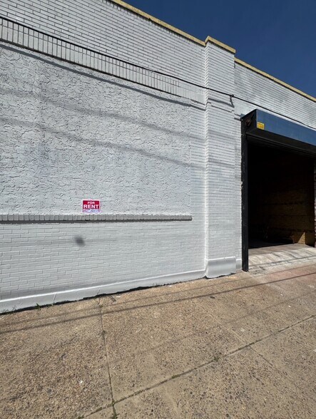 More Photos Of 2901 N 18th St, Philadelphia Warehouse For Sale