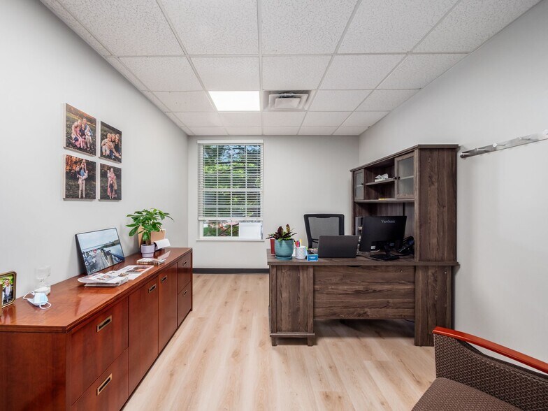 More Photos Of 4100 Horizons Dr, Columbus Office For Lease