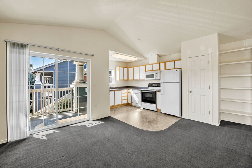 More Photos Of 2211 McKinney Ln, Lebanon Apartments For Sale
