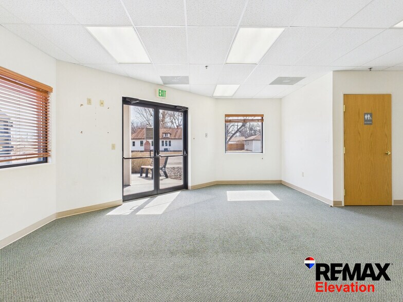 More Photos Of 156 N 6th St, Basin Office For Lease