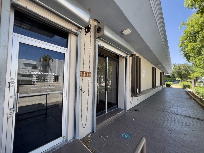 More Photos Of 3400 NE 2nd Ave, Miami Restaurant For Sale