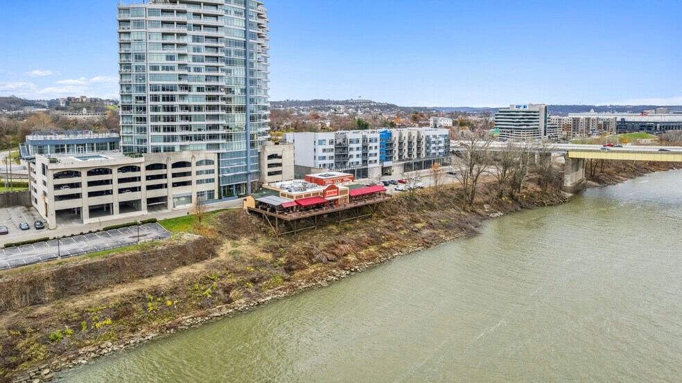 More Photos Of 401 Riverboat Row, Newport Restaurant For Sale