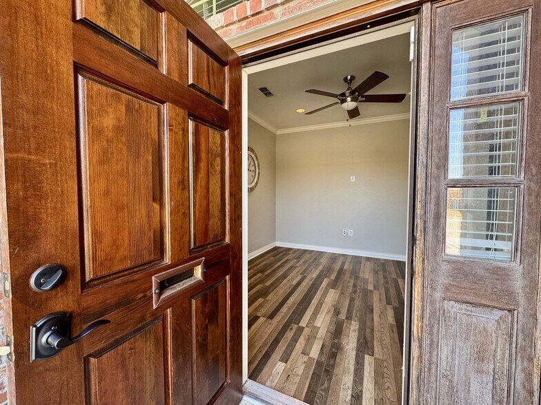 More Photos Of 8765 Stockard Dr, Frisco Medical For Sale