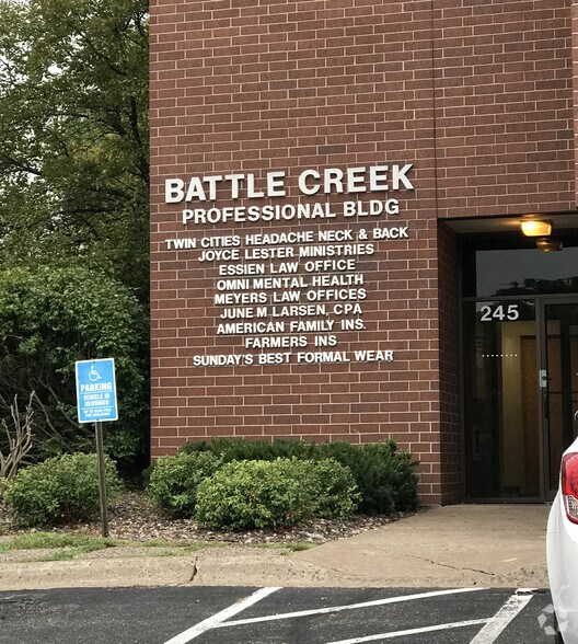 More Photos Of 245 Ruth St N, Saint Paul Office For Lease