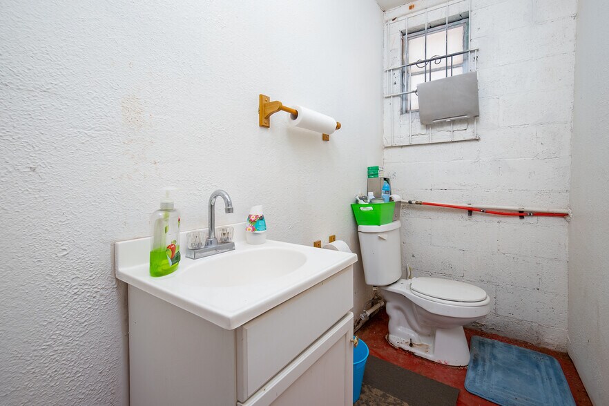 More Photos Of 8604 N Sooner Rd, Oklahoma City Restaurant For Sale