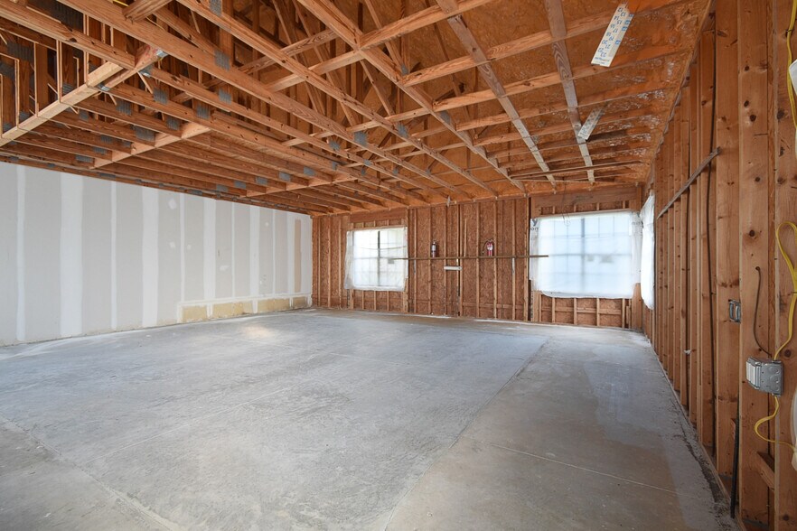 More Photos Of 5911 Timuquana Rd, Jacksonville Medical For Lease