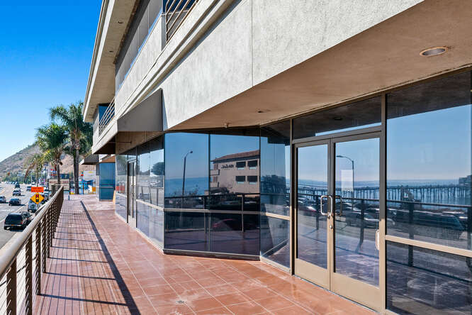 More Photos Of 22917 Pacific Coast Hwy, Malibu Office For Lease