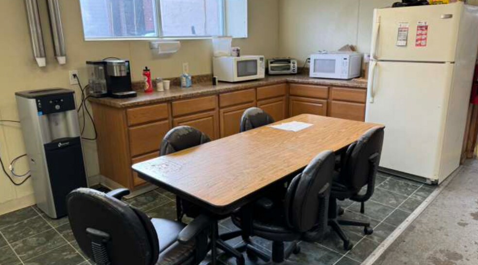 More Photos Of 455 Cottage St, Springfield Industrial For Sale