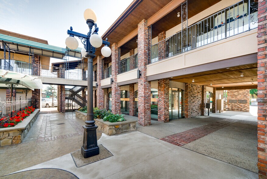 More Photos Of 1014 N Pines St, Spokane Office For Lease