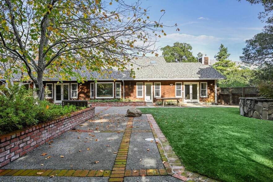 More Photos Of 1605 Lucas Valley Rd, San Rafael Healthcare For Sale