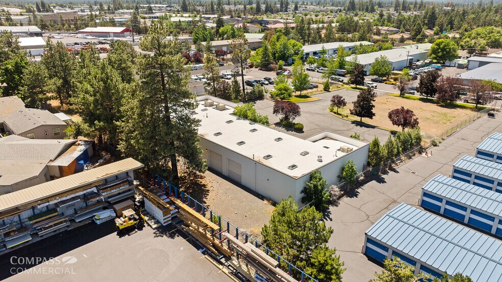More Photos Of 720 SE Business Way, Bend Warehouse For Sale