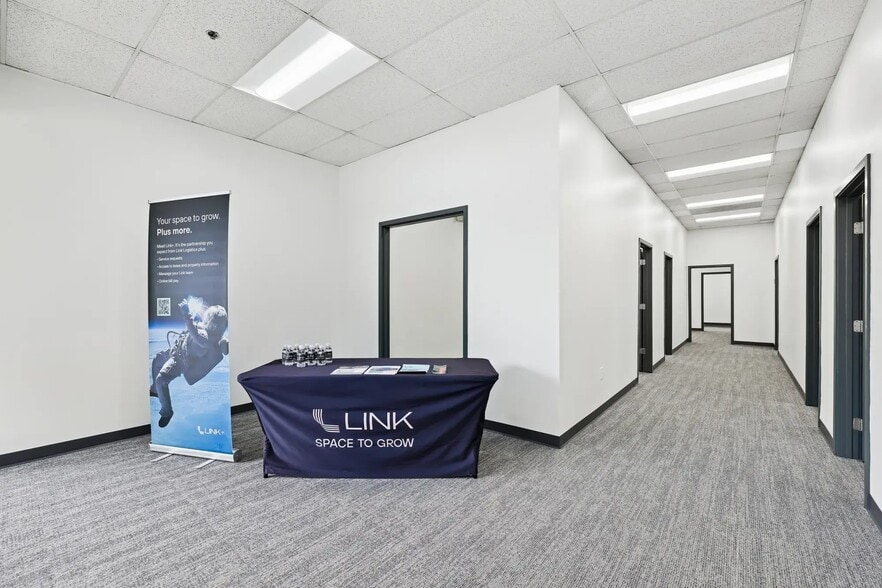 More Photos Of 1665 Lakes Pky, Lawrenceville Distribution For Lease