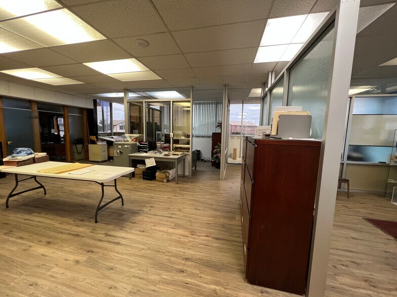 More Photos Of 207 9th St SW, Canton Warehouse For Sale
