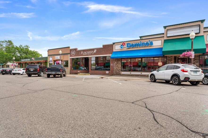 More Photos Of 230 1st Ave E, Shakopee Storefront For Sale
